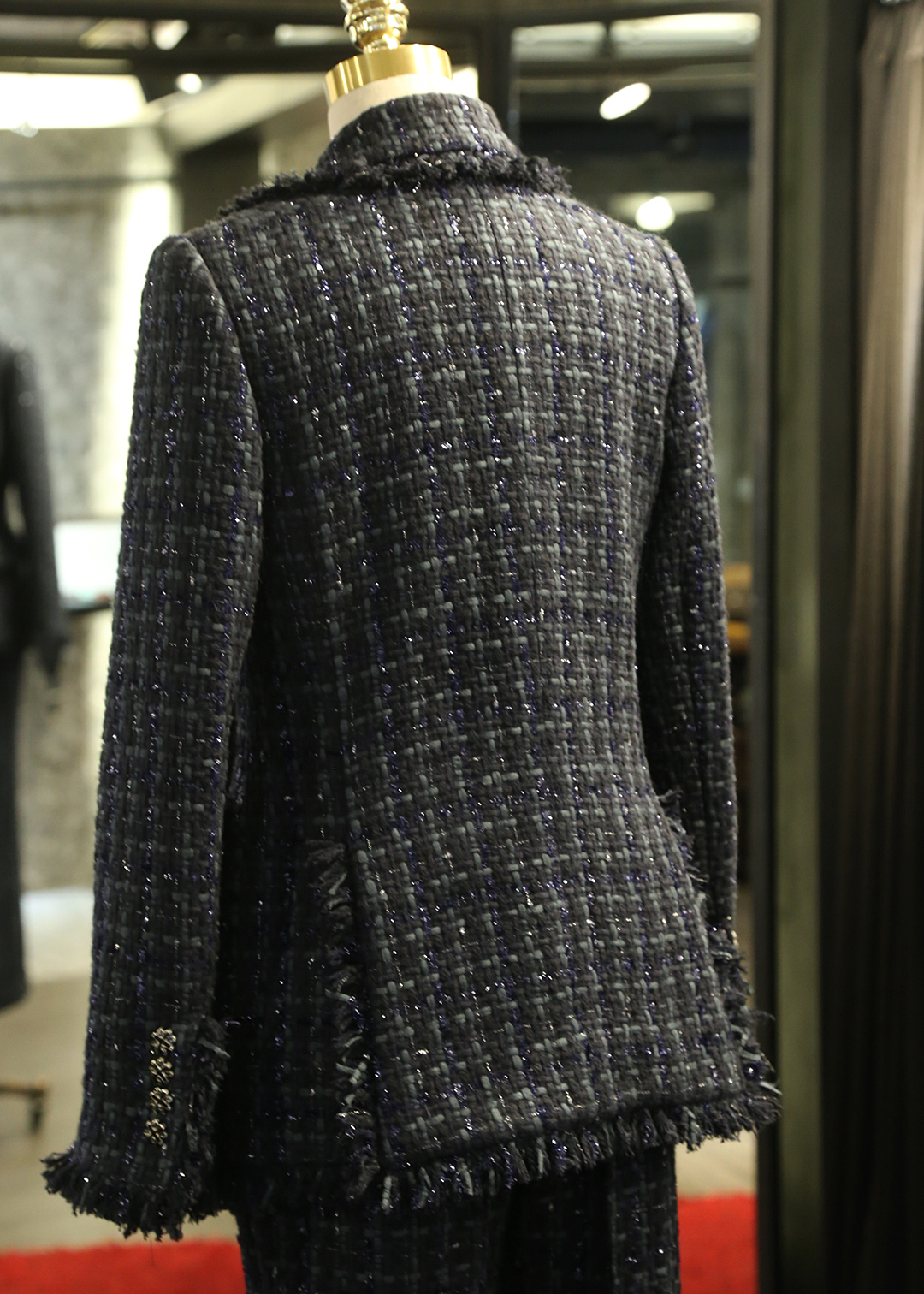 Chanel Genuine Fabric Tweed Suit